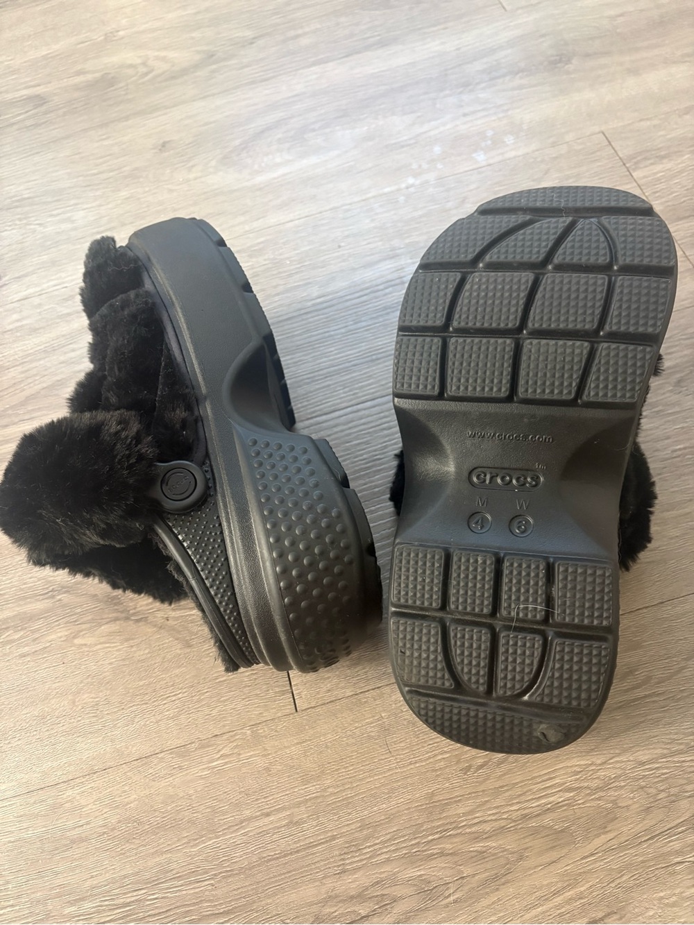 CROCS Black Faux-Fur Clog Slides